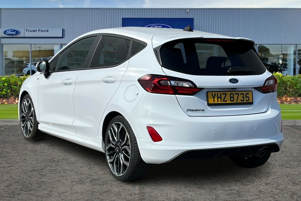 Ford Fiesta 1.0 Ecoboost St-line Vignale YHZ8735 White #2