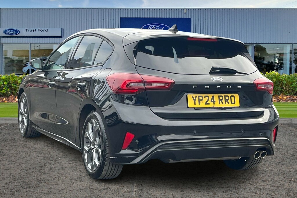 Ford Focus 1.0 Ecoboost Hybrid Mhev 155 St-line YP24RRO Black #2