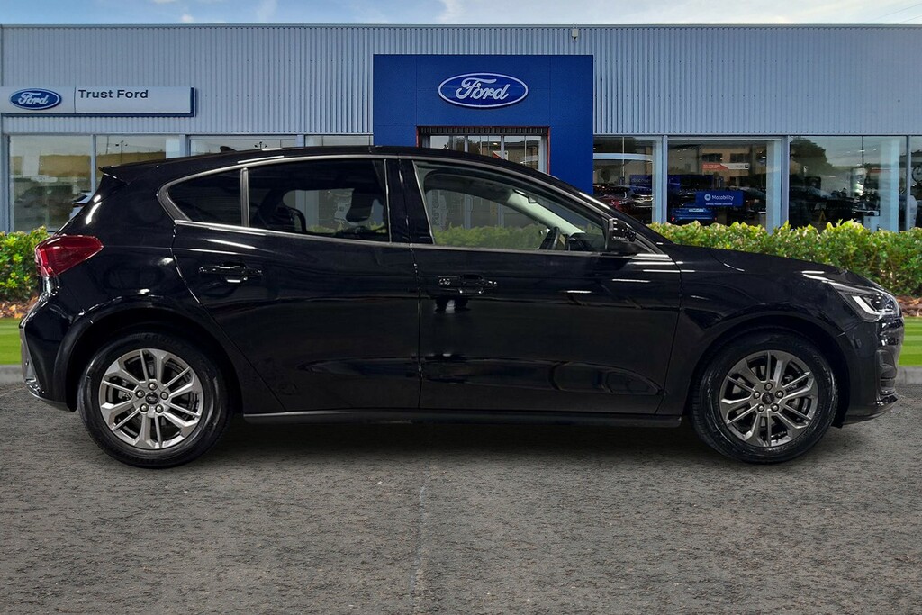 Ford Focus 1.0 Ecoboost Hybrid Mhev Titanium EO23KSK Black #3