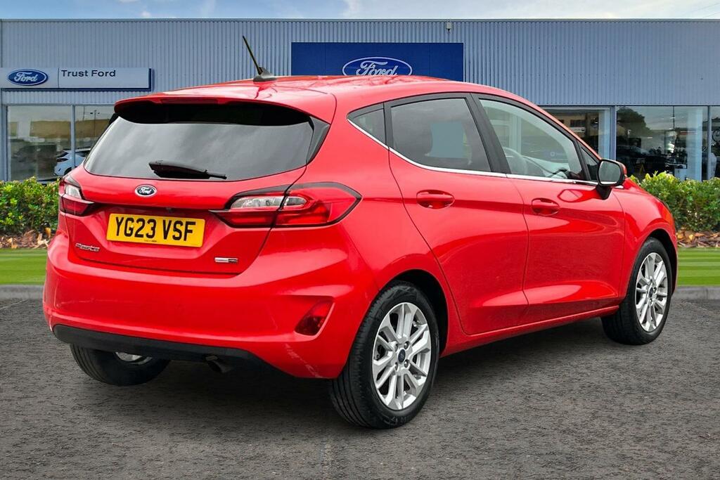 Ford Fiesta 1.0 Ecoboost Hybrid Mhev 125 Titanium YG23VSF Red #4