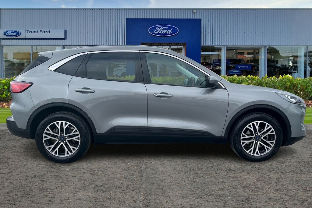 Ford Kuga 1.5 Ecoboost 150 Titanium Edition AMZ3628 Silver #3