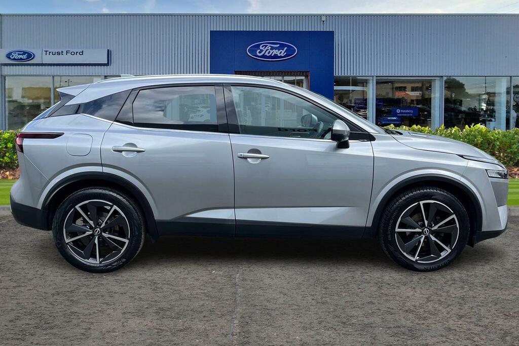 Nissan Qashqai 1.3 Dig-t Mh Tekna TRZ7466 Silver #3