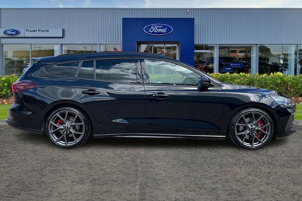Ford Focus 2.3T Ecoboost St Estate Euro 6 S Black #3