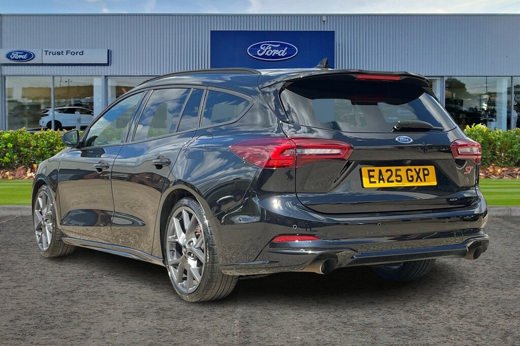 Ford Focus 2.3T Ecoboost St Estate Euro 6 S Black #2