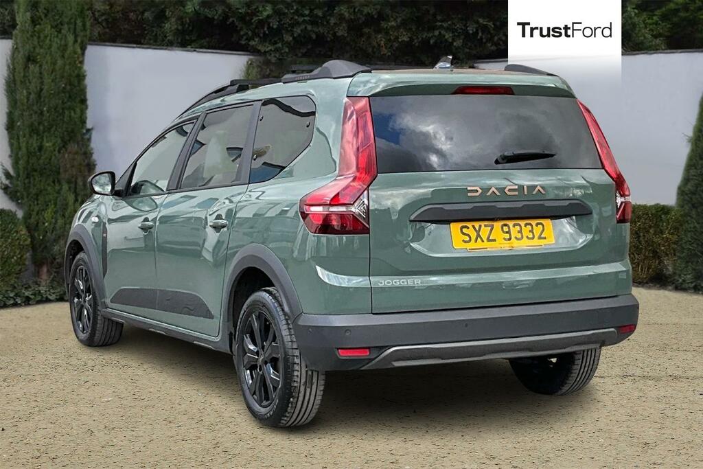 Dacia Jogger 1.0 Tce Extreme 5Drrear Camera - Heated Seats - SXZ9332 Green #2
