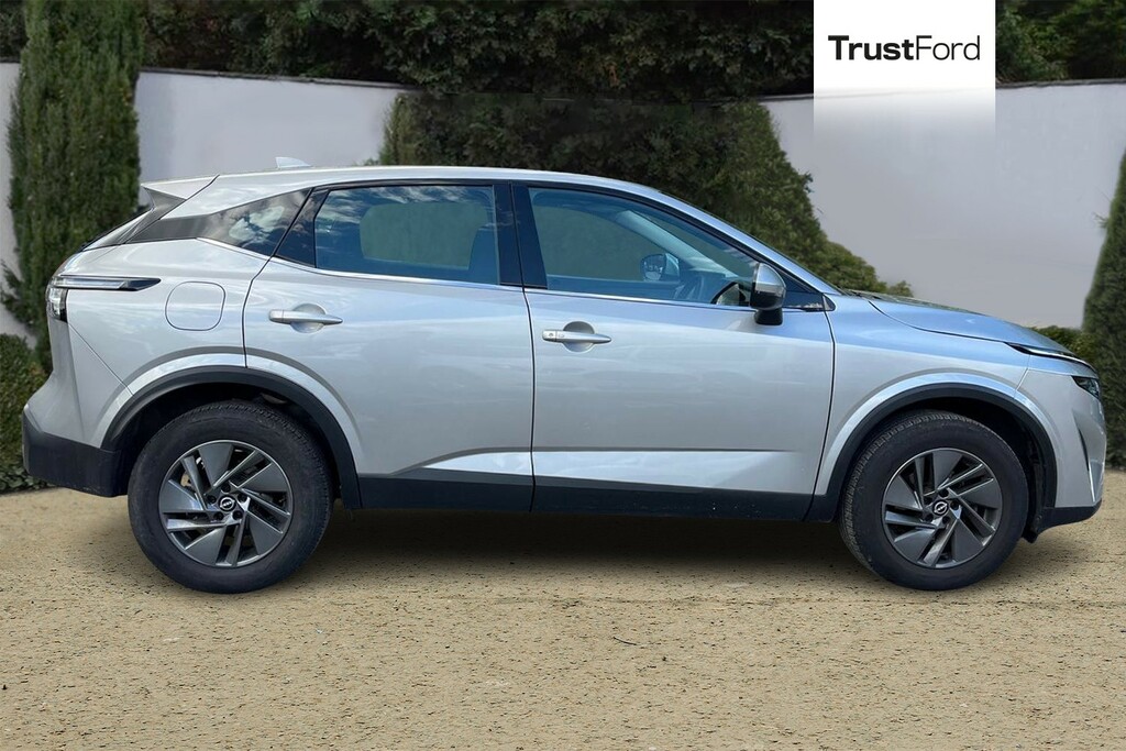 Nissan Qashqai 1.3 Dig-t Mh Acenta Premium Rear Camera Apple PF74GHB Silver #3