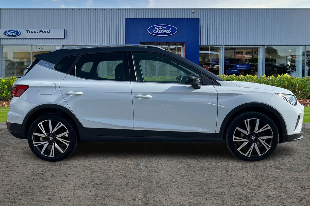Seat Arona 1.0 Tsi 110 Fr Edition YGZ7768 White #3