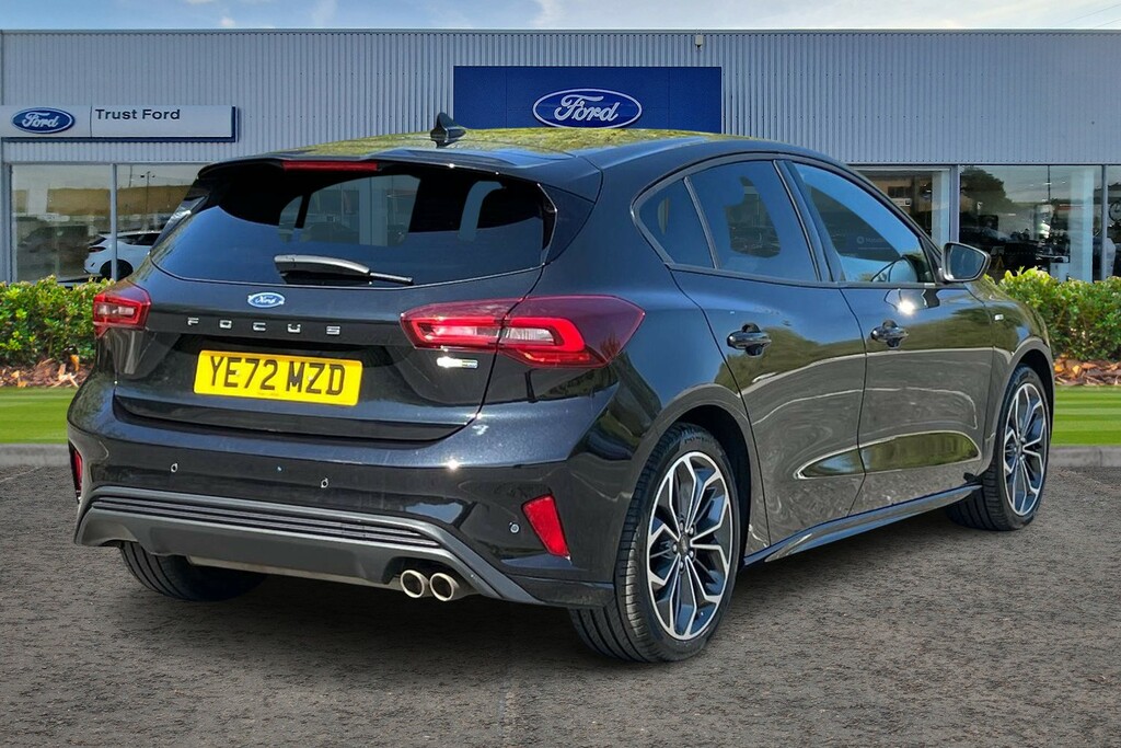 Ford Focus 1.0 Ecoboost Hybrid Mhev 155 St-line Vignale YE72MZD Black #4