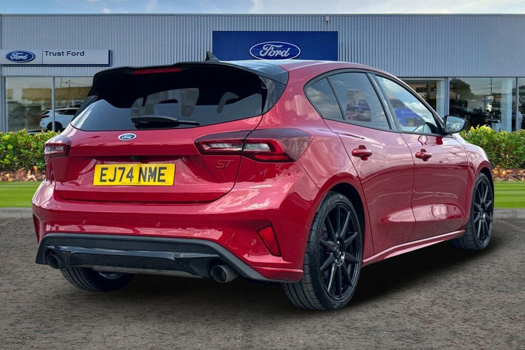 Ford Focus 2.3 Ecoboost St 5Dr- With Blind Spot Information S EJ74NME Red #4