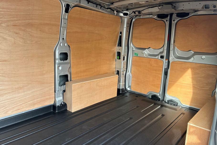 Ford Transit Custom 280 Limited L1 Swb Fwd 2.0 Ecoblue 136Ps Low WV75ZFK Silver #4
