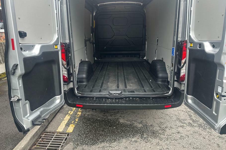 Ford Transit Custom 350 Limited L2 H2 Mwb Medium Roof Fwd 2.0 Eco WN75NMY Silver #5