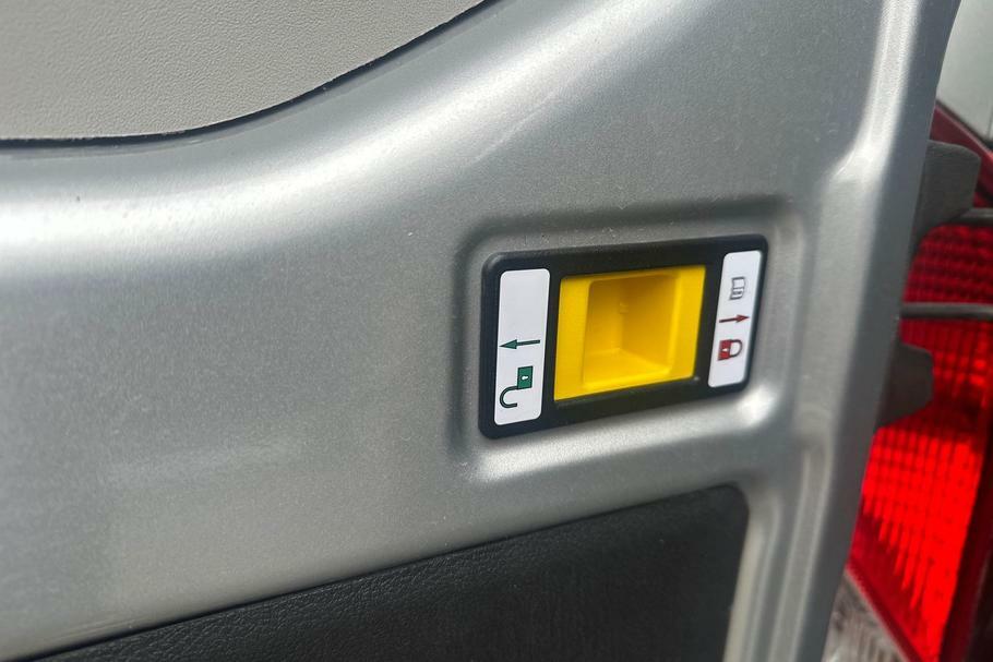 Ford Transit Custom 350 Limited L2 H2 Mwb Medium Roof Fwd 2.0 Eco WN75NMY Silver #6