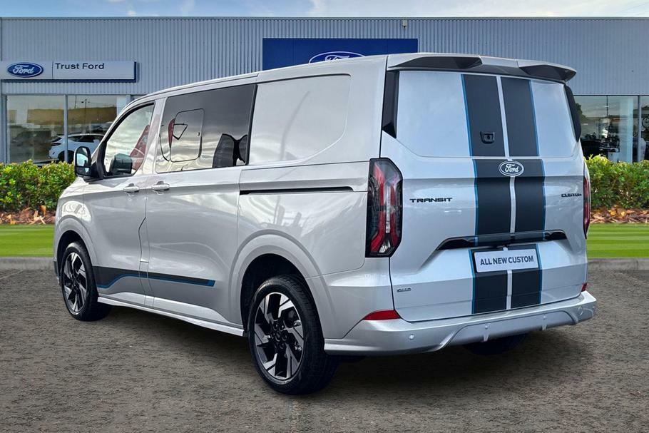 Ford Transit Custom 320 Sport L1 Swb Double Cab In Van Fwd 2.5 Ph SG75AVV Silver #2