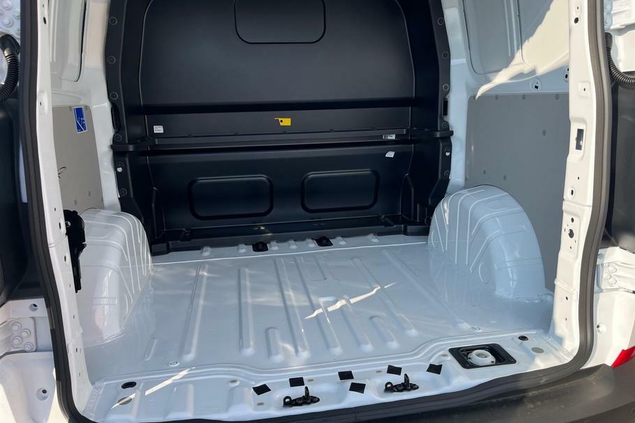 Ford Transit Custom 320 Trend L1 Swb Double Cab In Van Fwd 2.5 Ph White #4