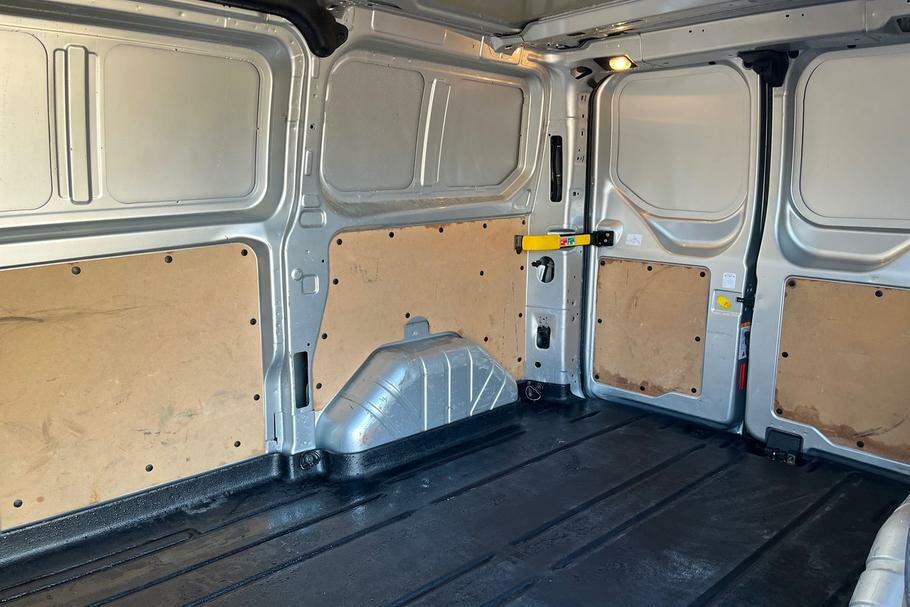 Ford Transit Custom 300 Trail L1 Swb Fwd 2.0 Ecoblue 170Ps Low Roof EA22WMK Silver #4