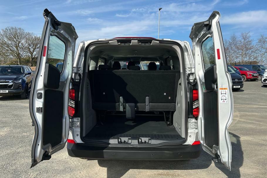 Ford Transit Custom 340 Trend L1 Swb 9 Seat Kombi Fwd 2.5 Phev 23 WP75FYN Silver #6