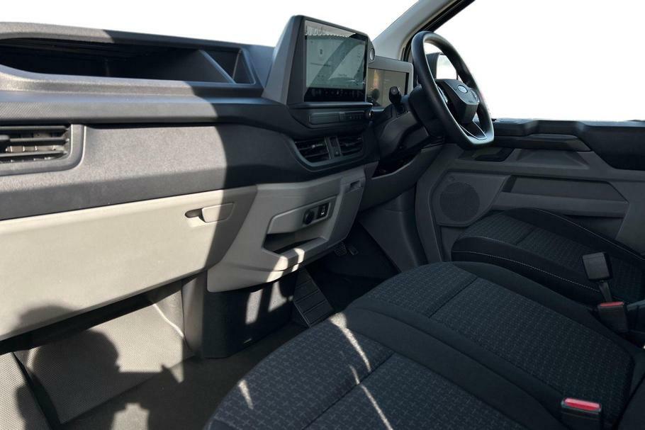 Ford Transit Custom 340 Trend L1 Swb 9 Seat Kombi Fwd 2.5 Phev 23 WP75FYN Silver #3