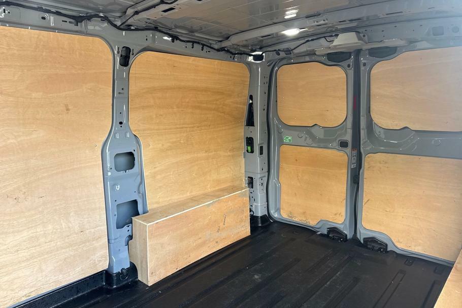 Ford Transit Custom 280 Limited L1 Swb Fwd 2.0 Ecoblue 136Ps Low WN75AUK Grey #4