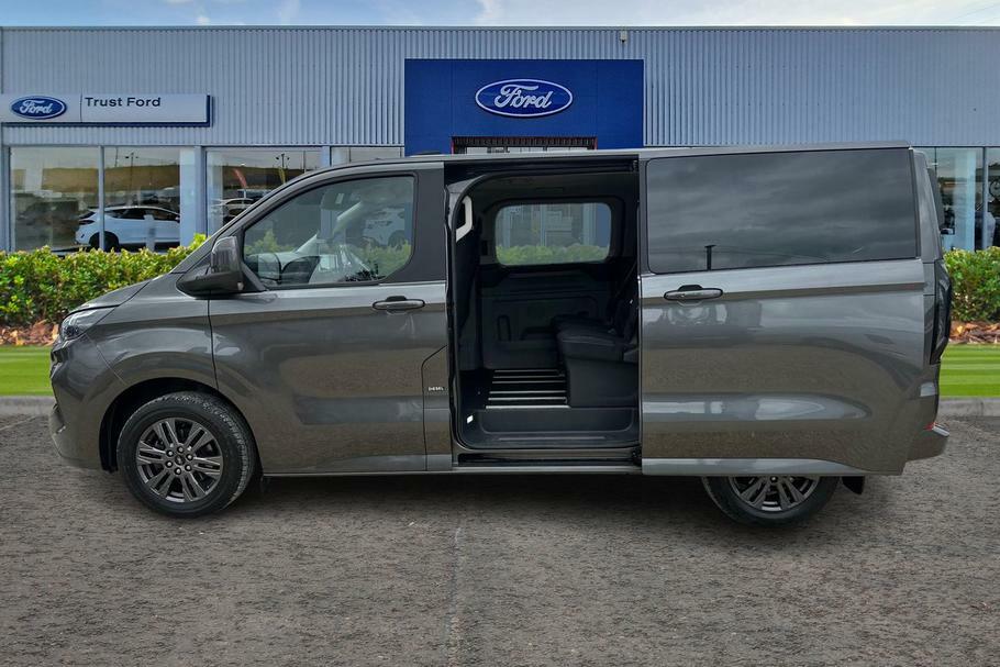 Ford Tourneo Custom 320 Titanium L1 Swb 9 Seat Minibus Fwd 2.0 Ecoblue #5