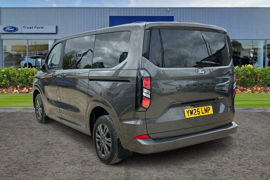 Ford Tourneo Custom 320 Titanium L1 Swb 9 Seat Minibus Fwd 2.0 Ecoblue #2