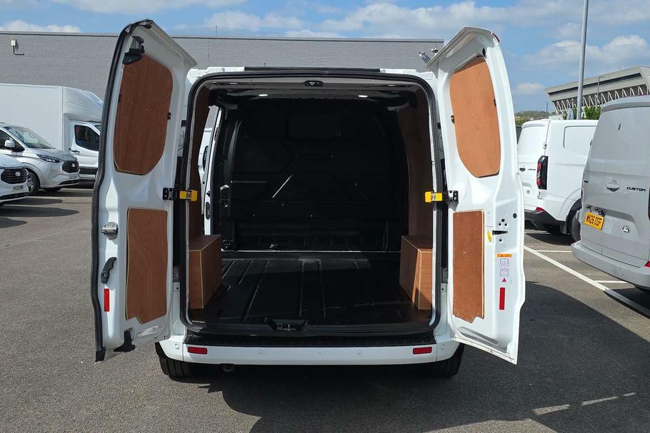 Ford Transit Custom 300 Limited L1 Swb Fwd 2.0 Ecoblue 130Ps Low White #5