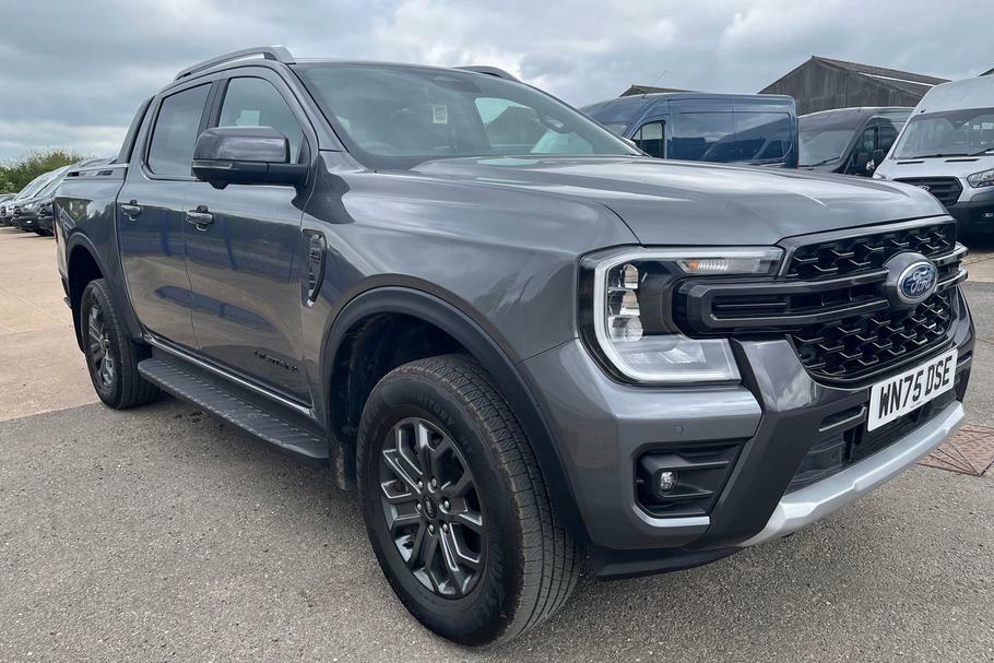 Ford Ranger Wildtrak 2.0 Ecoblue 205Ps 4X4 Double Cab Pic Grey