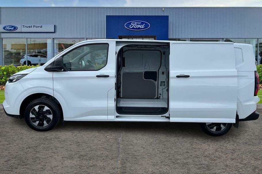 Ford Transit Custom 320 Trend L2 Lwb Rwd 100Kw 65Kwh Low Roof HT74EFM White #5