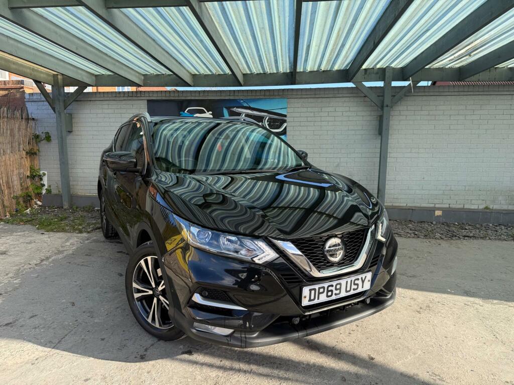 Nissan Qashqai 1.3 Dig-t N-connecta Euro 6 Ss DP69USY Black #4