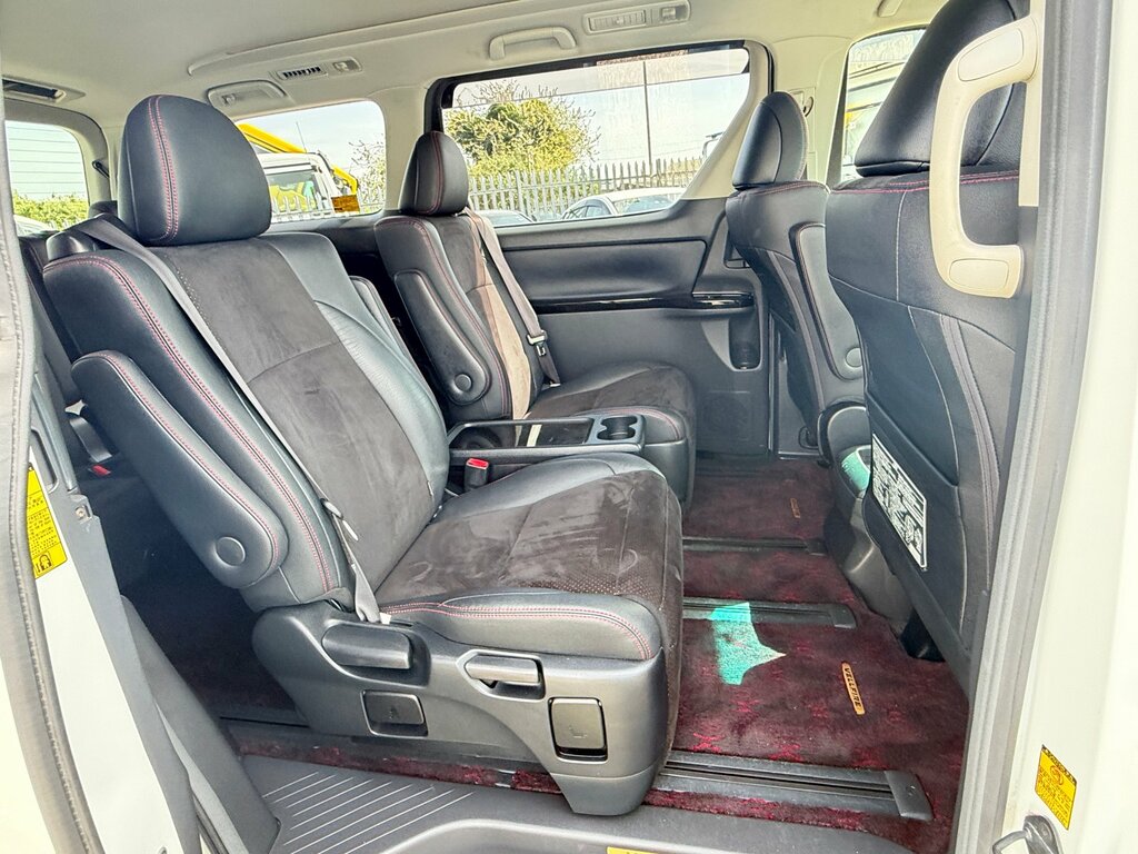 Toyota Vellfire 6 Hybrids Available Black #28