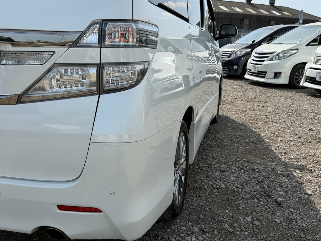 Toyota Vellfire 6 Hybrids Available Black #19