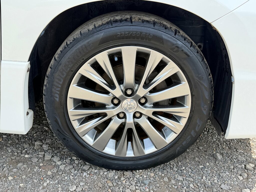 Toyota Vellfire 6 Hybrids Available Black #11