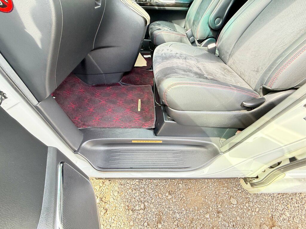 Toyota Vellfire 6 Hybrids Available Black #51