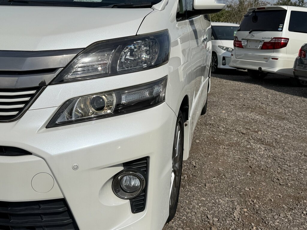 Toyota Vellfire 6 Hybrids Available Black #15