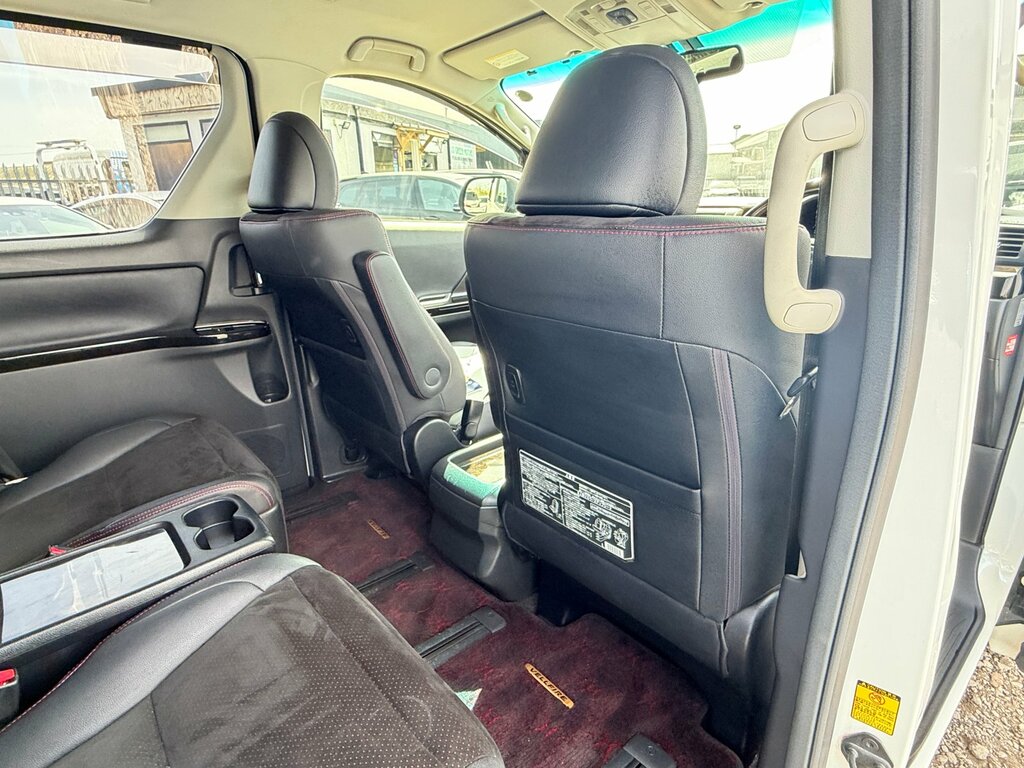 Toyota Vellfire 6 Hybrids Available Black #27