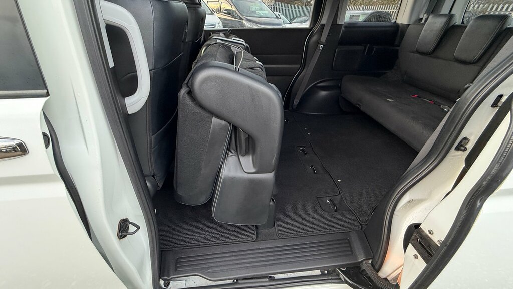 Honda StepWagon Spada 2.0 8 Seater Carplay Ulez Black #13