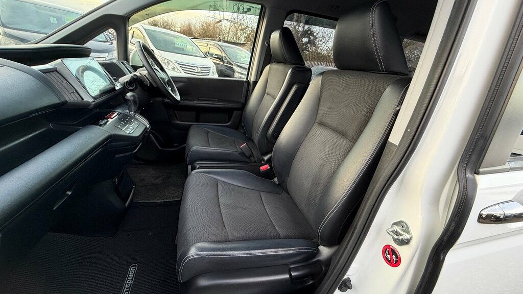 Honda StepWagon Spada 2.0 8 Seater Carplay Ulez Black #9