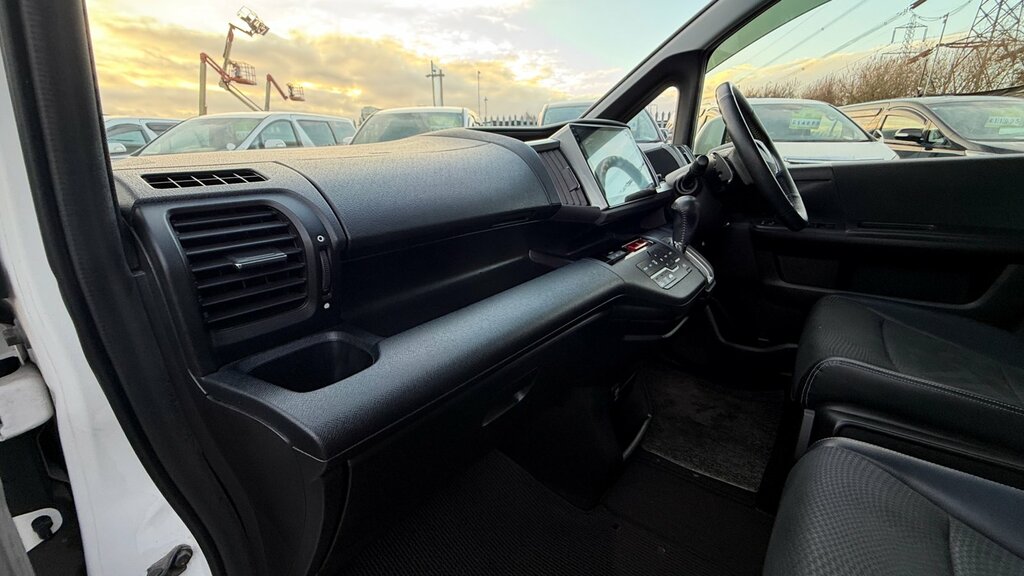 Honda StepWagon Spada 2.0 8 Seater Carplay Ulez Black #8