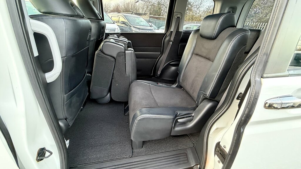 Honda StepWagon Spada 2.0 8 Seater Carplay Ulez Black #14