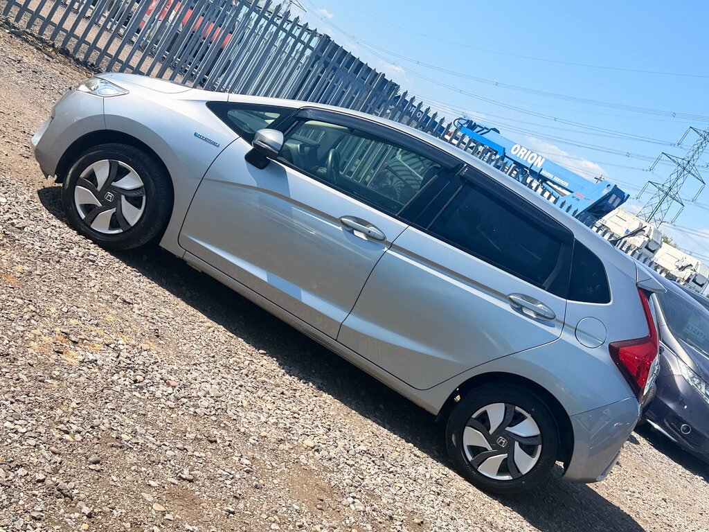 Honda Jazz Fit Hybrid Apply Carplay 24500 W  #6