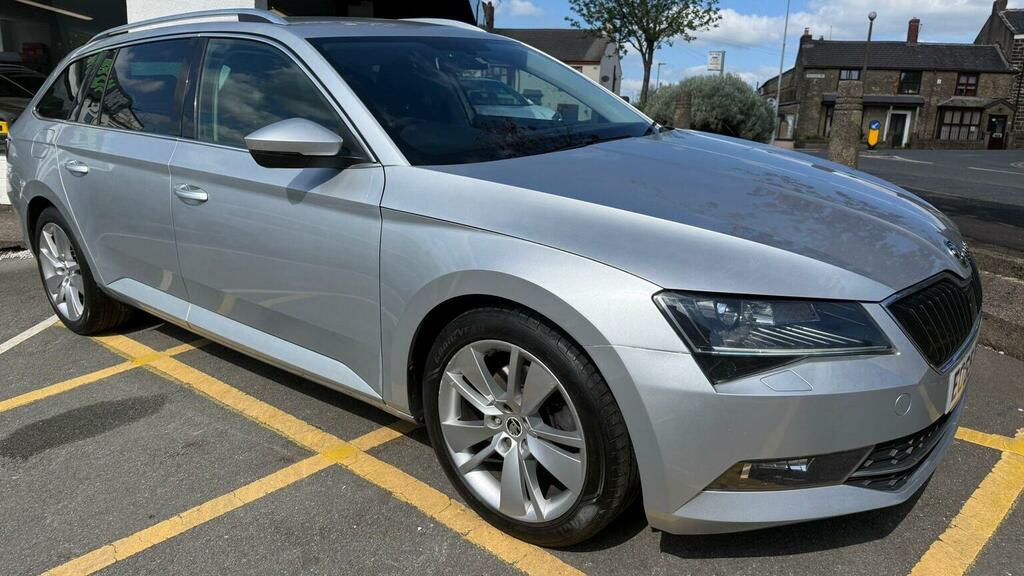 Skoda Superb Estate 2.0 Tdi Se L Executive Euro 6 Ss 20 Silver