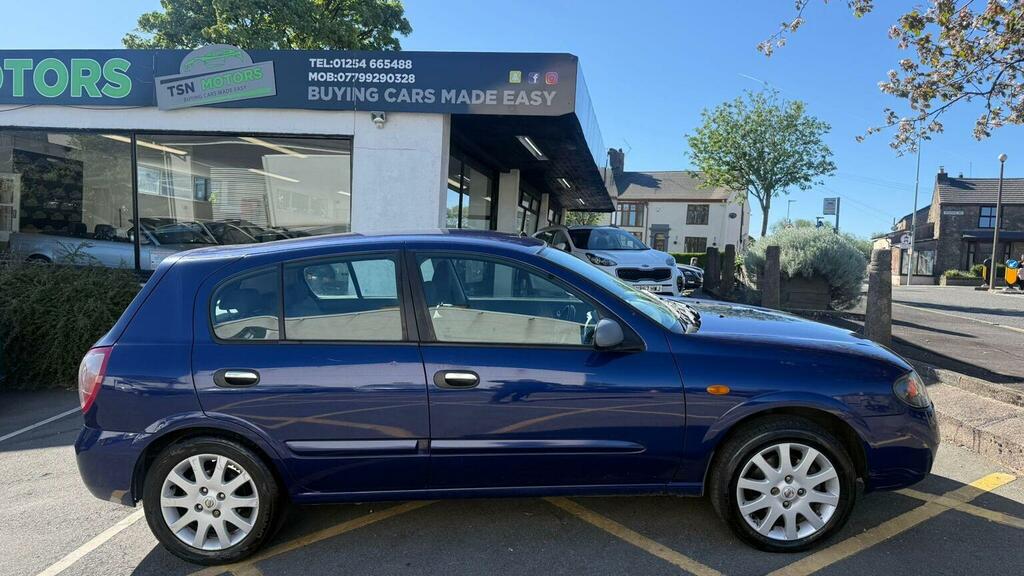 Nissan Almera Hatchback Black #13