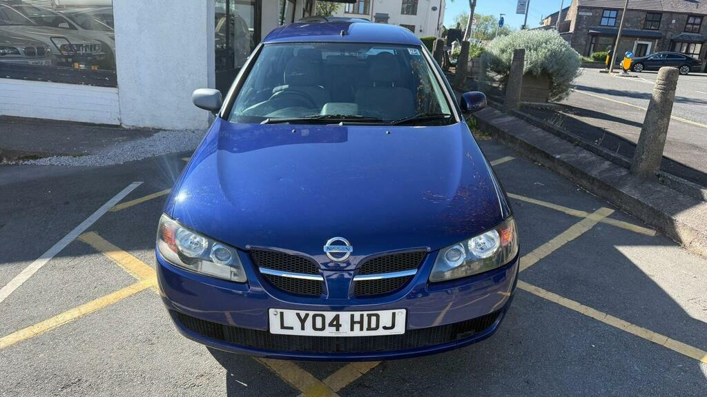 Nissan Almera Hatchback Black #2