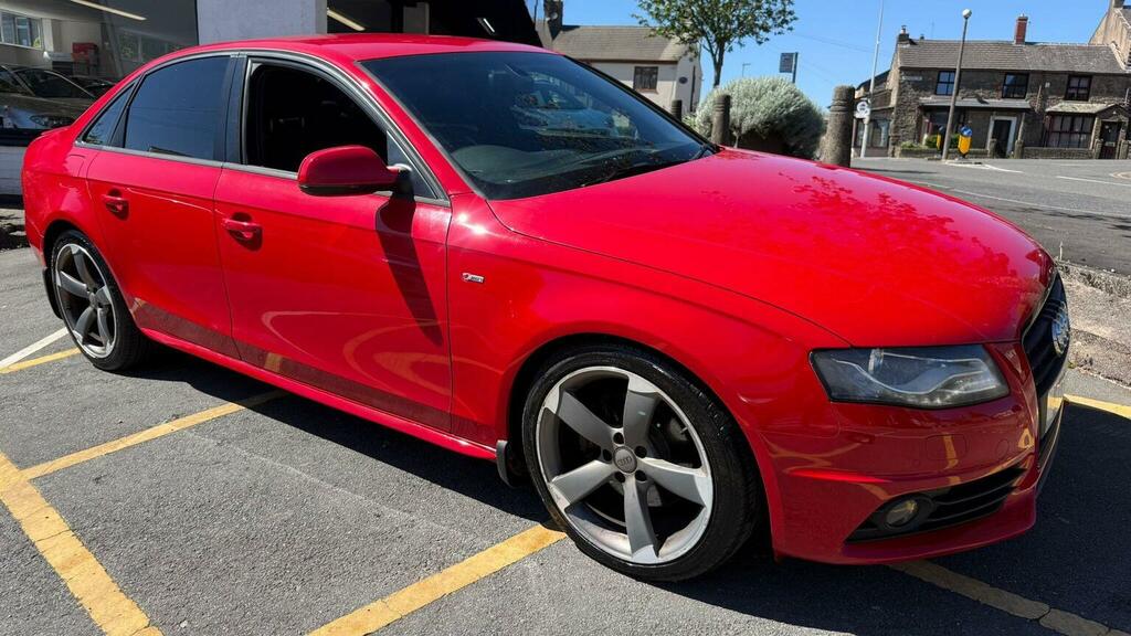Audi A4 Saloon 2.0 Tdi Black Edition Euro 5 Ss 201 Red