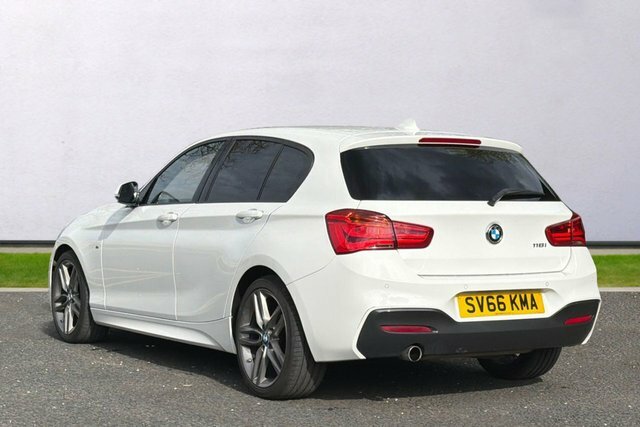 BMW 1 Series 118I M Sport Hatchback SV66KMA White #5