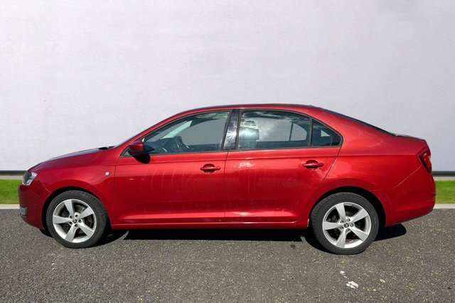 Skoda Rapid Tdi Elegance Hatchback DK15YRA Red #4