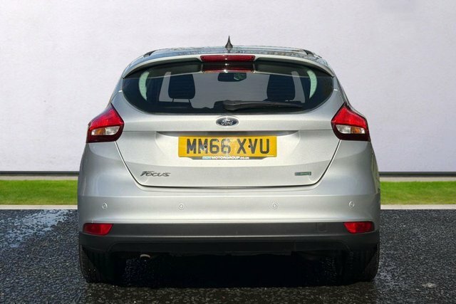 Ford Focus Ecoboost Titanium Hatchback MM66XVU Silver #6