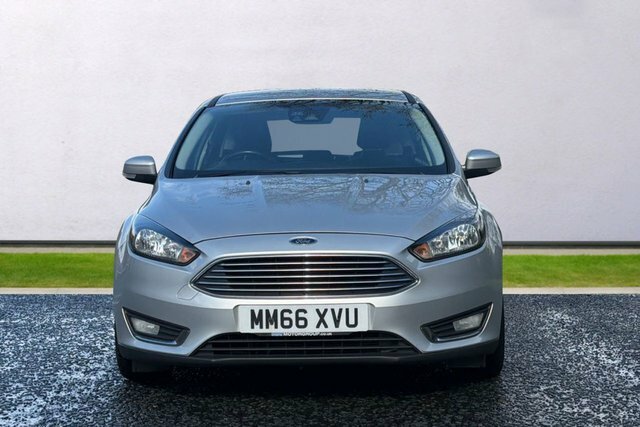 Ford Focus Ecoboost Titanium Hatchback MM66XVU Silver #2