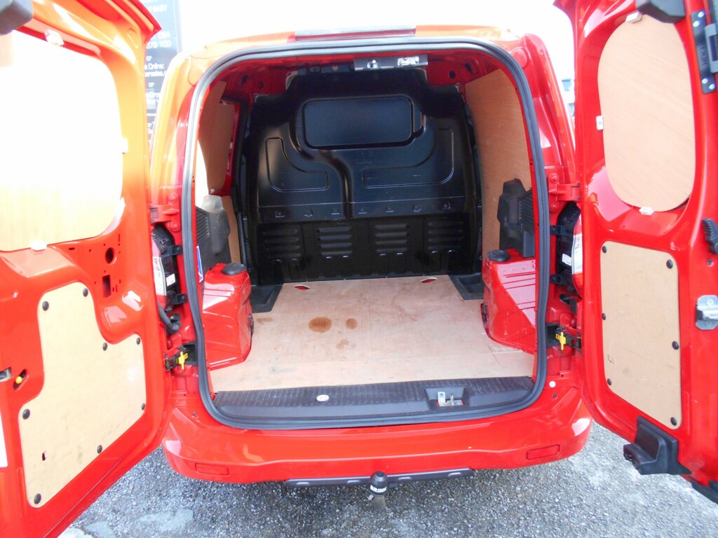 Ford Transit Courier Panel Van 1.5 Tdci Sport 201969 Red #4