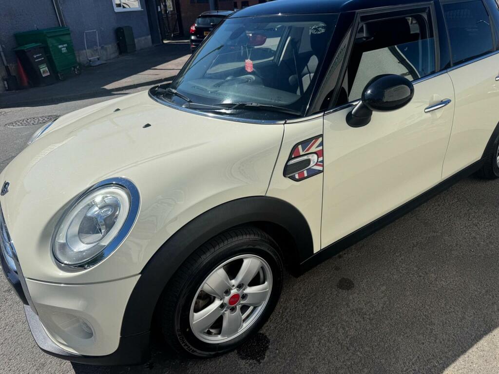 Mini Hatch Hatchback 1.5C Classic Hatchback Steptr FJ67GVP White #4