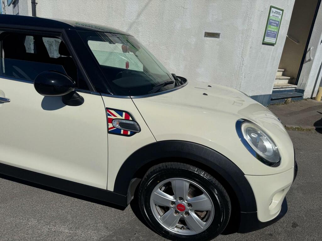 Mini Hatch Hatchback 1.5C Classic Hatchback Steptr FJ67GVP White #2